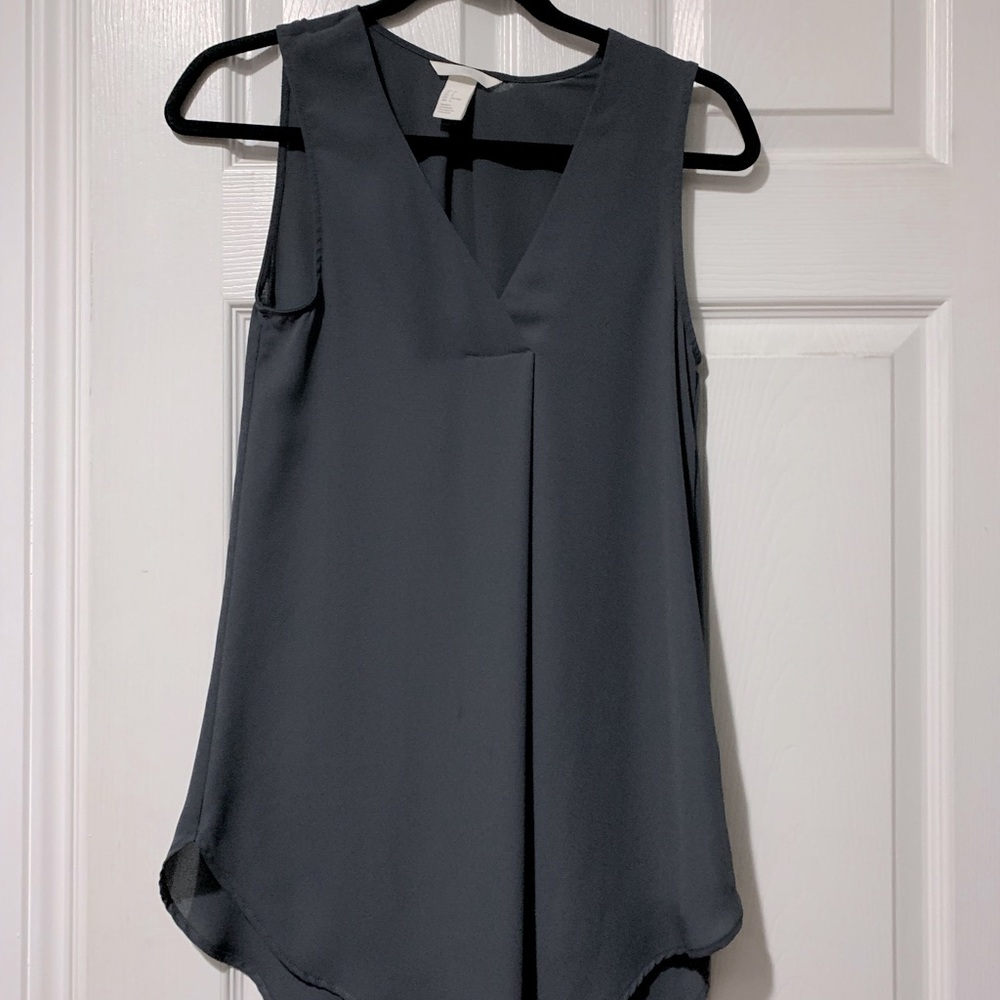 H&M work shirt size 2